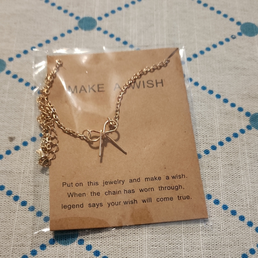 Gold Toggle Bar Necklace